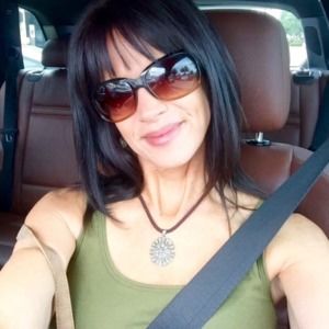 Meet your Posher, Lori